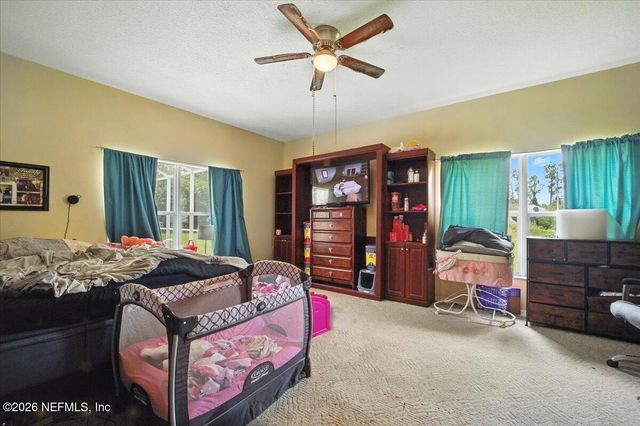 24 LAKESIDE Place W, Palm Coast, FL 32137