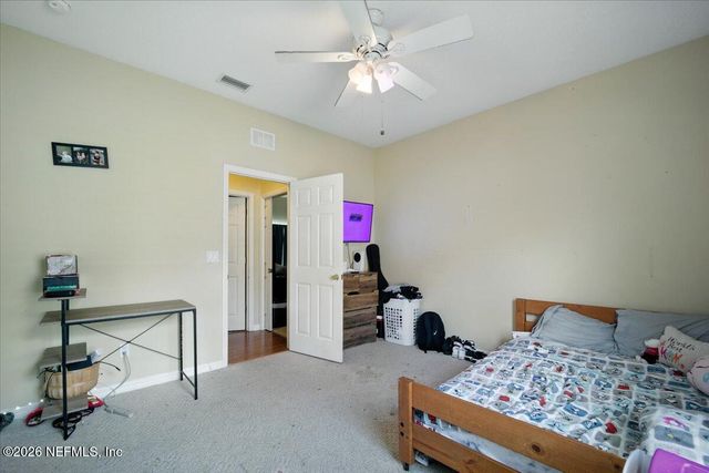 24 LAKESIDE Place W, Palm Coast, FL 32137