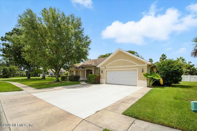 24 LAKESIDE Place W, Palm Coast, FL 32137