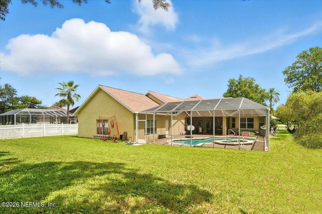24 LAKESIDE Place W, Palm Coast, FL 32137