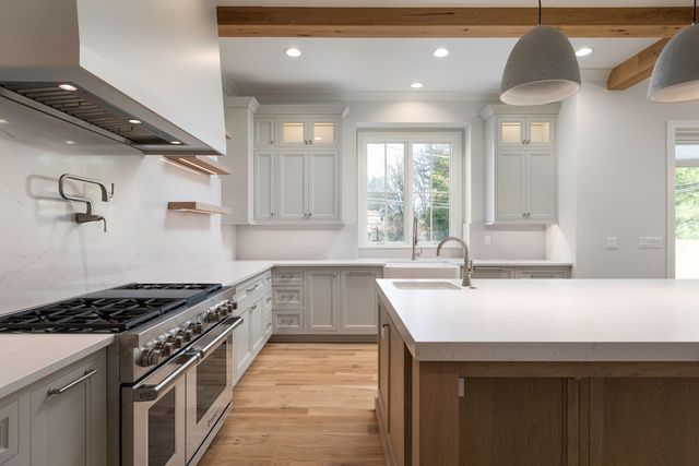 845 Tulip Lane, Naperville, IL 60540