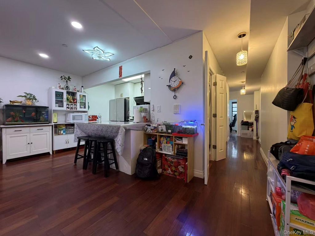 71-19 162nd Street 1I, Fresh Meadows, NY 11365 — photo 4