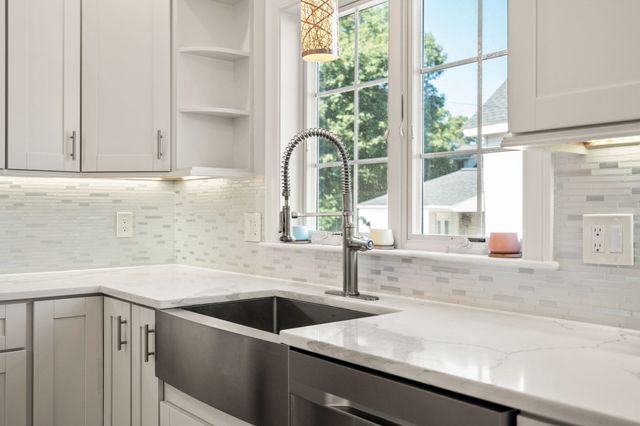 140 Main St E, Upton, MA 01568