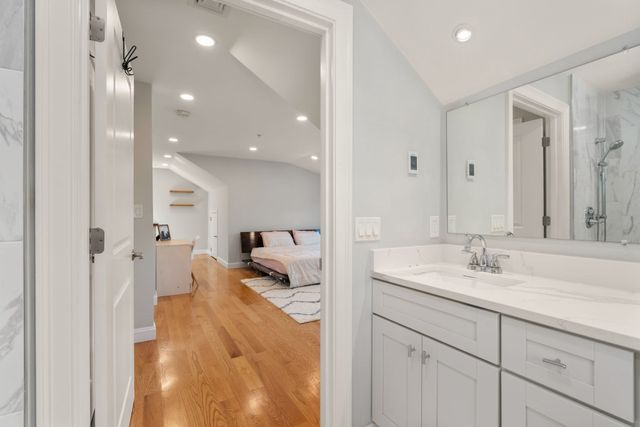 140 Main St E, Upton, MA 01568