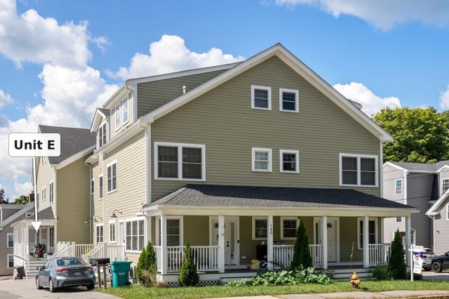 140 Main St E, Upton, MA 01568