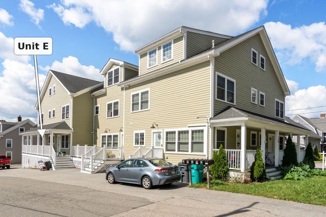 140 Main St E, Upton, MA 01568