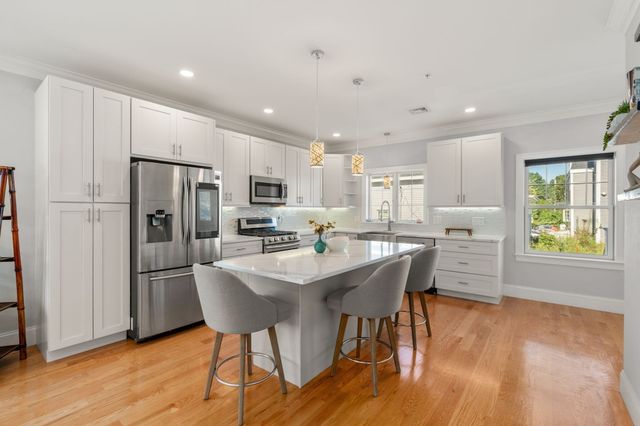 140 Main St E, Upton, MA 01568