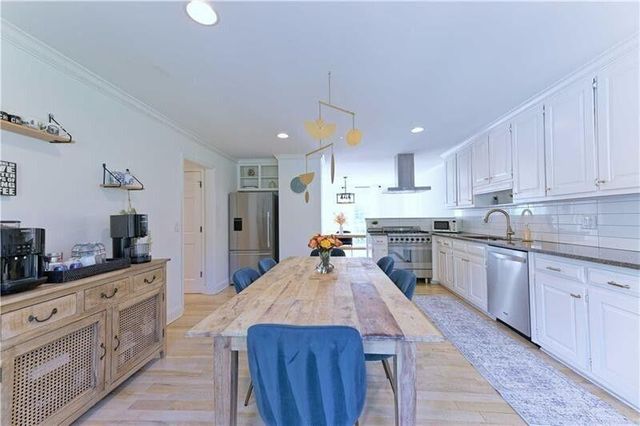 3811 Valley Green Drive, Marietta, GA 30068