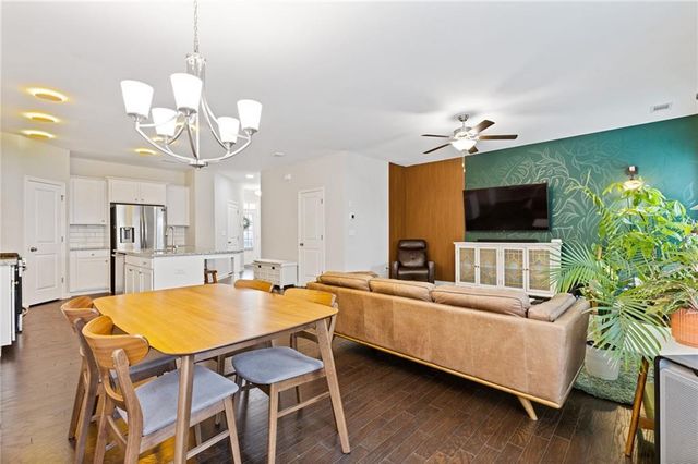 1255 Lanier Meadow Drive, Sugar Hill, GA 30518