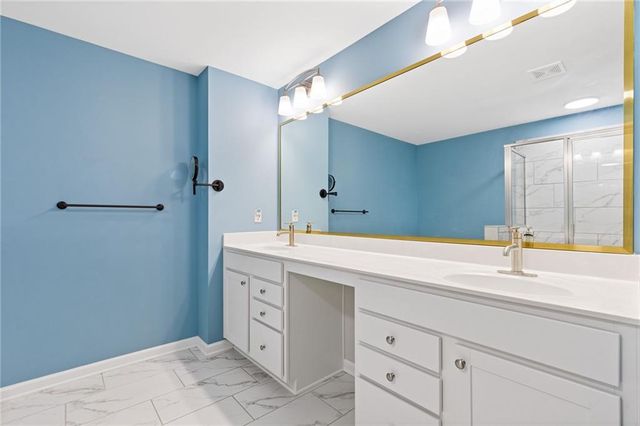 1255 Lanier Meadow Drive, Sugar Hill, GA 30518