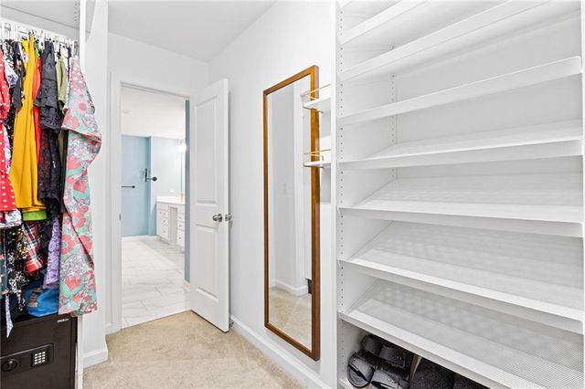 1255 Lanier Meadow Drive, Sugar Hill, GA 30518