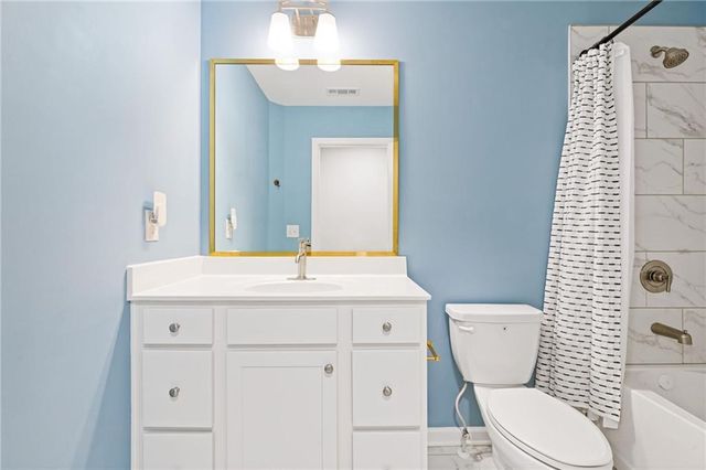 1255 Lanier Meadow Drive, Sugar Hill, GA 30518