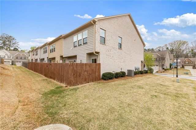 1255 Lanier Meadow Drive, Sugar Hill, GA 30518