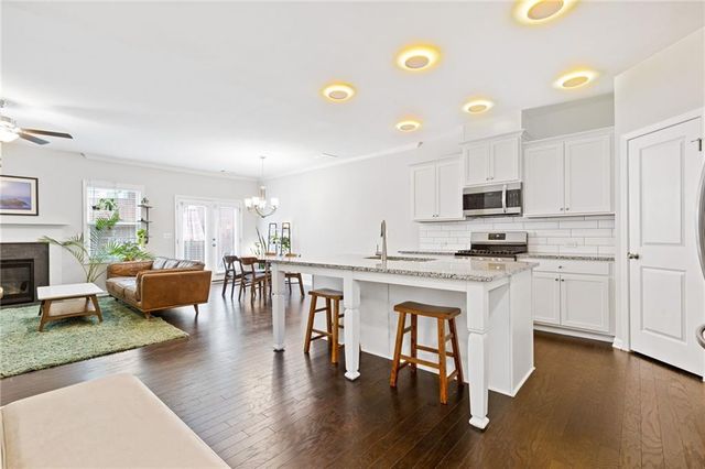 1255 Lanier Meadow Drive, Sugar Hill, GA 30518