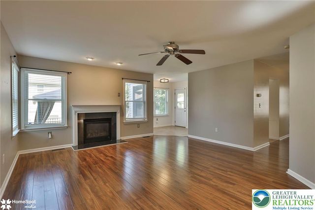 1944 Grigio Place, Bethlehem Twp, PA 18045