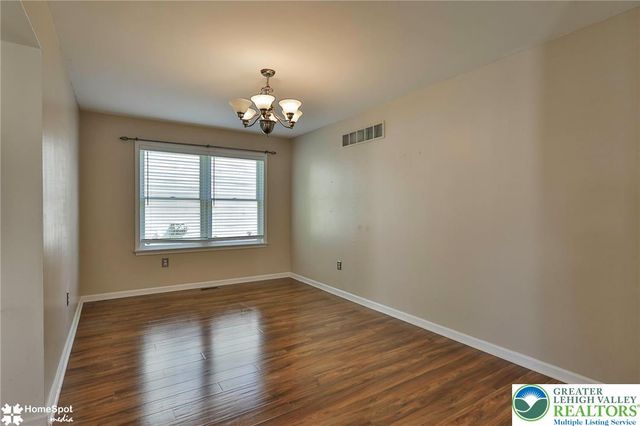 1944 Grigio Place, Bethlehem Twp, PA 18045