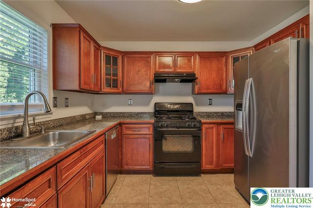 1944 Grigio Place, Bethlehem Twp, PA 18045