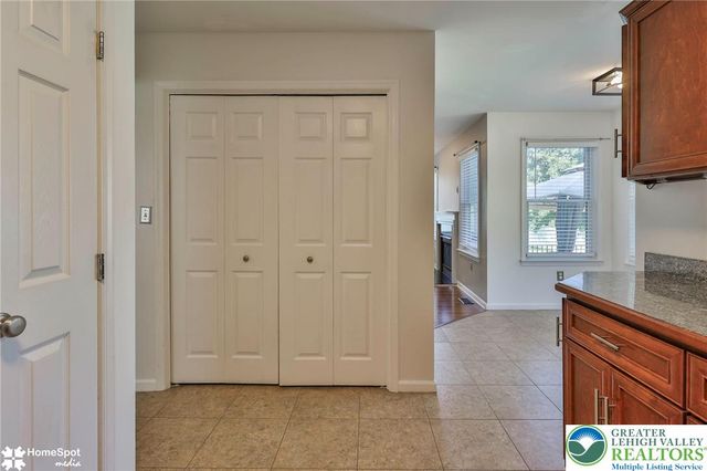 1944 Grigio Place, Bethlehem Twp, PA 18045