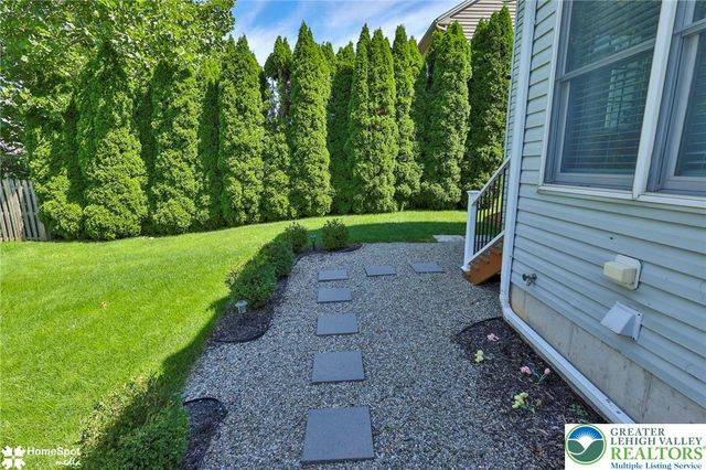 1944 Grigio Place, Bethlehem Twp, PA 18045