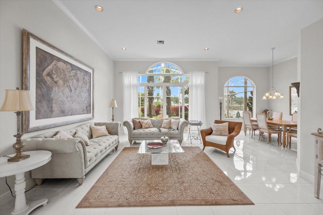 10802 Greenbriar Villa Drive, Wellington, FL 33449