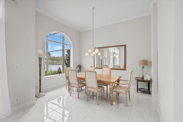 10802 Greenbriar Villa Drive, Wellington, FL 33449