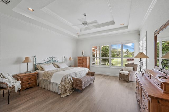 10802 Greenbriar Villa Drive, Wellington, FL 33449