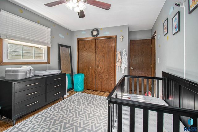 1012 NW 6th St Street, Madison, SD 57042