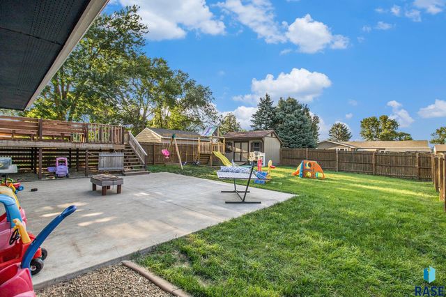 1012 NW 6th St Street, Madison, SD 57042