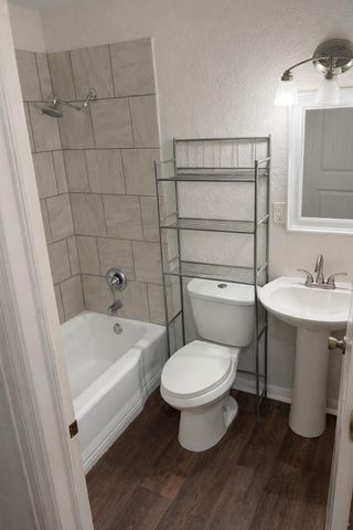 102 Magnolia Street, Lake Jackson, TX 77566