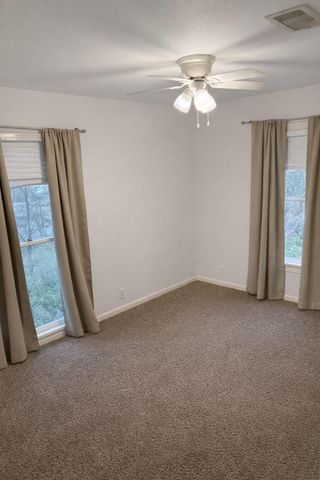 102 Magnolia Street, Lake Jackson, TX 77566