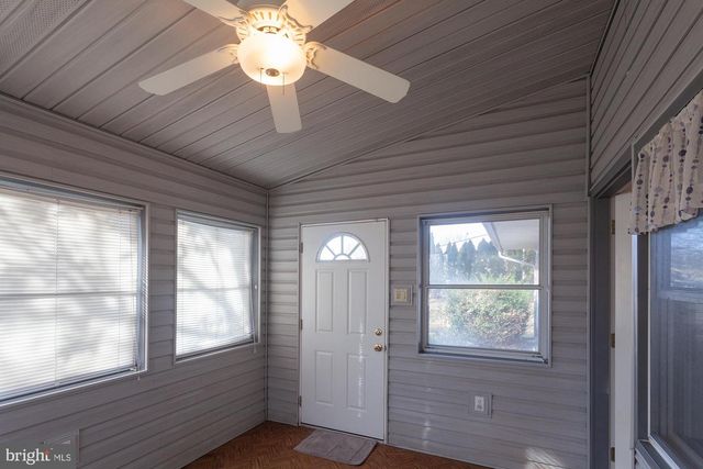 273 BIRCH DR, Levittown, PA 19054