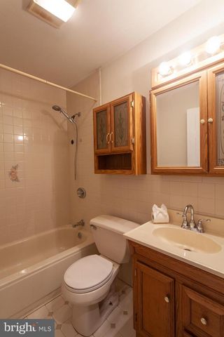 273 BIRCH DR, Levittown, PA 19054