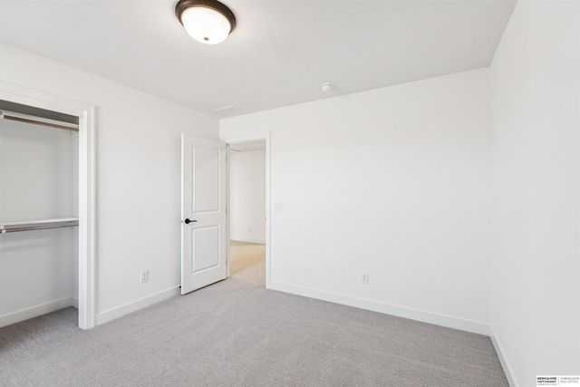 18552 Sycamore Drive, Gretna, NE 68028