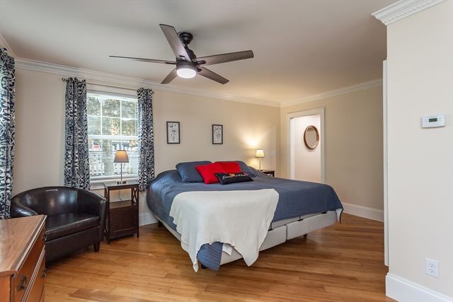 28 Winona Ave, Fairhaven, MA 02719