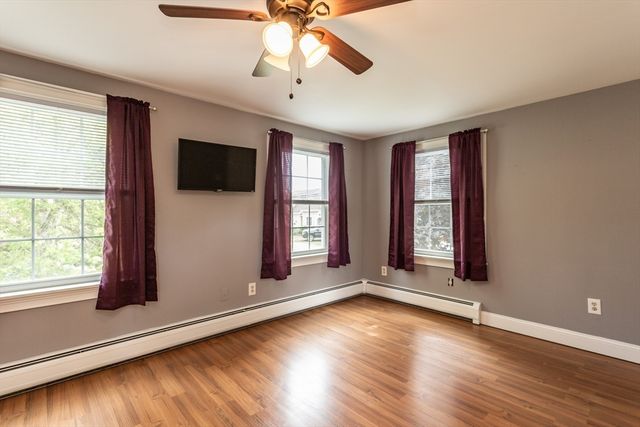 28 Winona Ave, Fairhaven, MA 02719