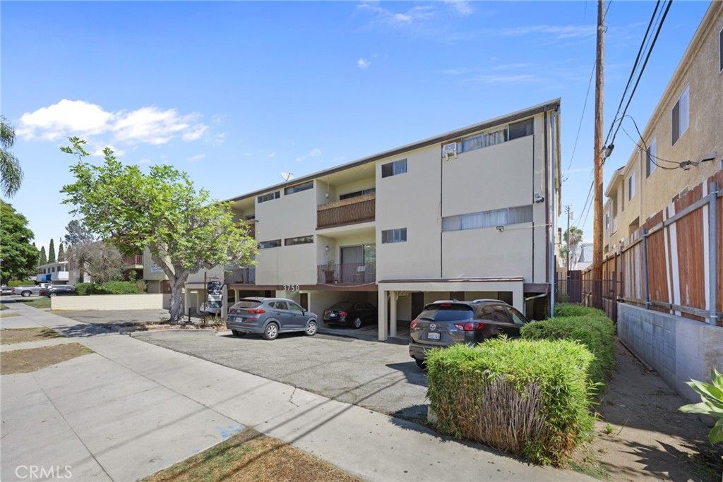3750 Midvale Avenue, Los Angeles, CA 90034 — photo 3