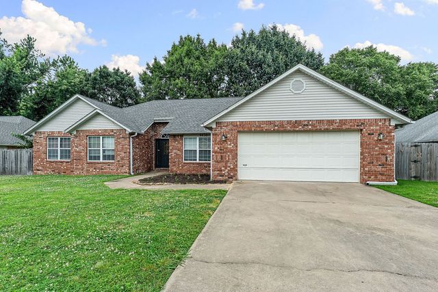4476 Sandingham Street, Fayetteville, AR 72704