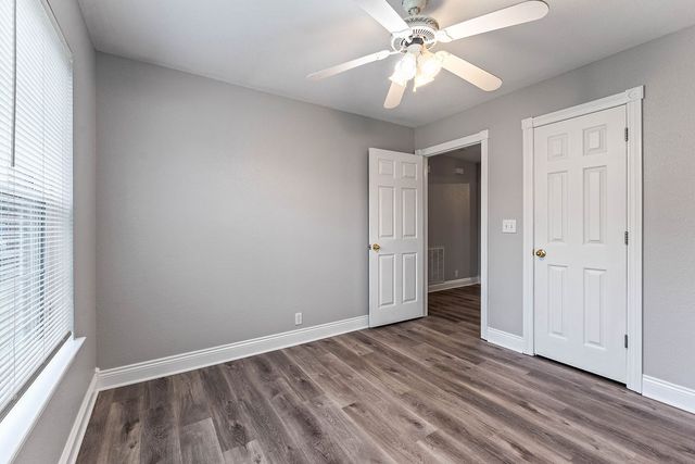 4476 Sandingham Street, Fayetteville, AR 72704