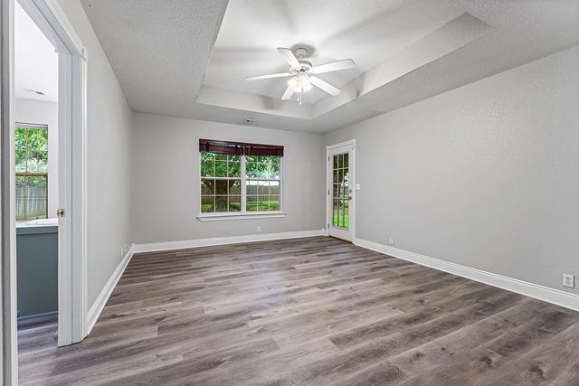 4476 Sandingham Street, Fayetteville, AR 72704