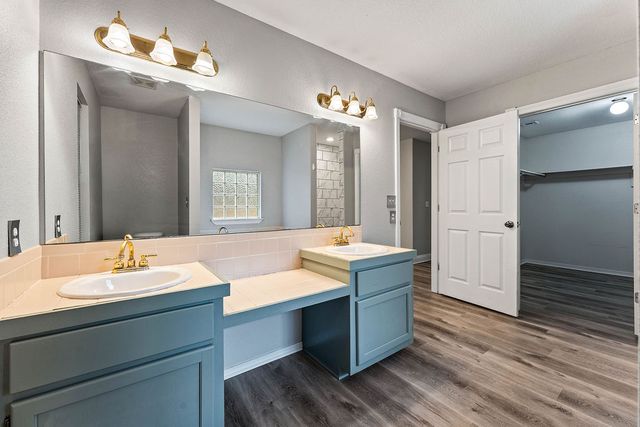 4476 Sandingham Street, Fayetteville, AR 72704