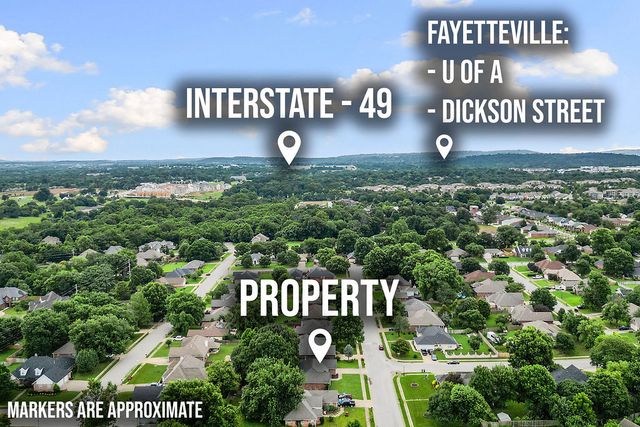 4476 Sandingham Street, Fayetteville, AR 72704