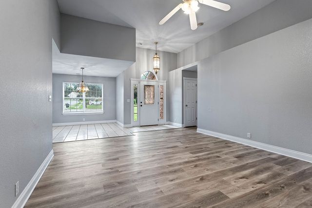 4476 Sandingham Street, Fayetteville, AR 72704