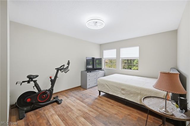 347 N Bayshore Drive, Columbiana, OH 44408