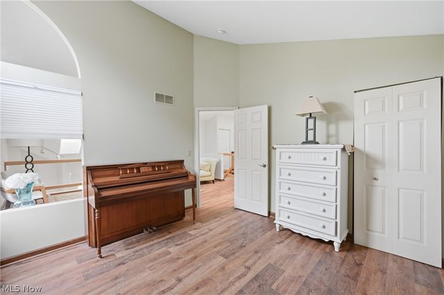 347 N Bayshore Drive, Columbiana, OH 44408