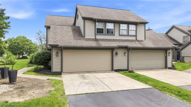 347 N Bayshore Drive, Columbiana, OH 44408