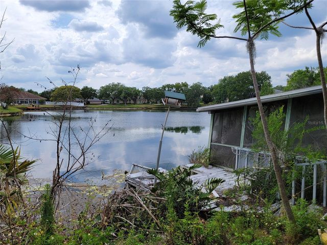 920 LAKE COVE TRAIL, Lakeland, FL 33813