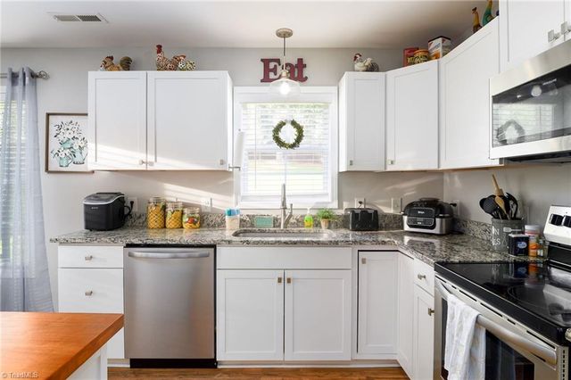 133 Lake Drive 9, Lexington, NC 27292