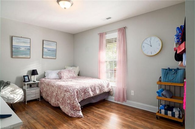 133 Lake Drive 9, Lexington, NC 27292