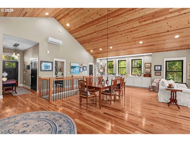 83489 JENSEN Ln, Florence, OR 97439