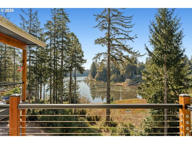 83489 JENSEN Ln, Florence, OR 97439